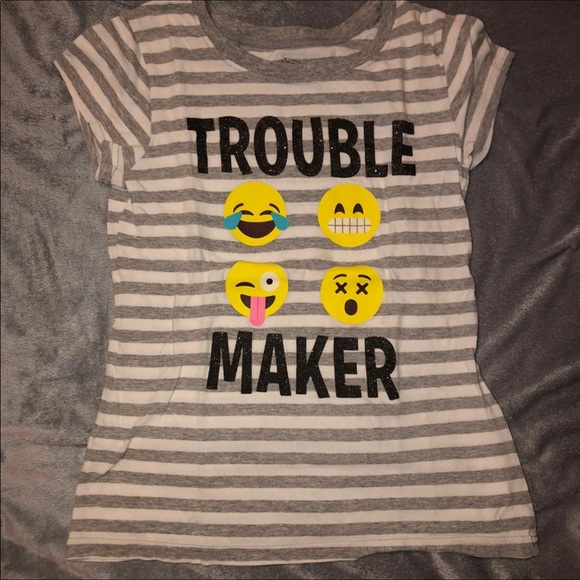 🌟 Bundle of girls size 10/12 short sleeve tees - Picture 8 of 11